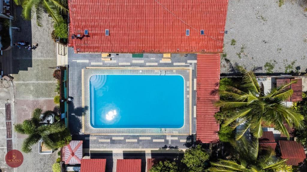 Quezon Premier Hotel לוסנה מראה חיצוני תמונה