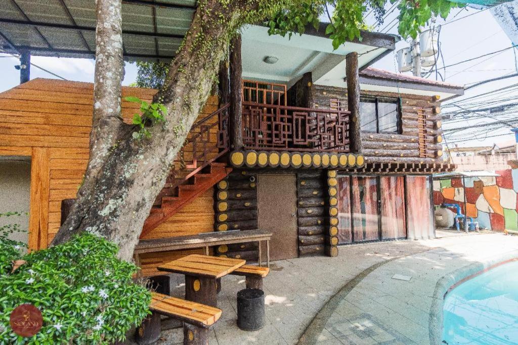 Quezon Premier Hotel לוסנה מראה חיצוני תמונה